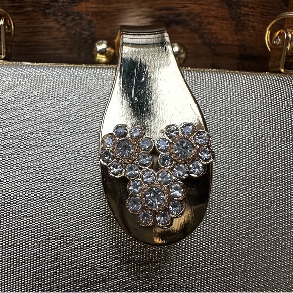 Elegant Gold prom or evening mini bag - Picture 4 of 17